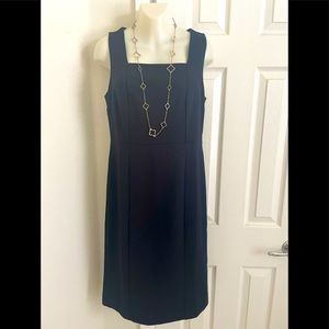 NWT Ann Taylor Beautiful fitted black knit below the knee dress Size 8